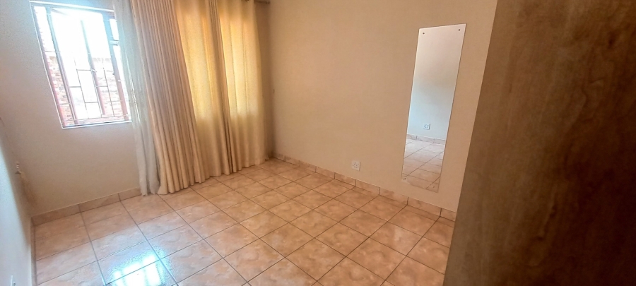 5 Bedroom Property for Sale in Flora Park Limpopo