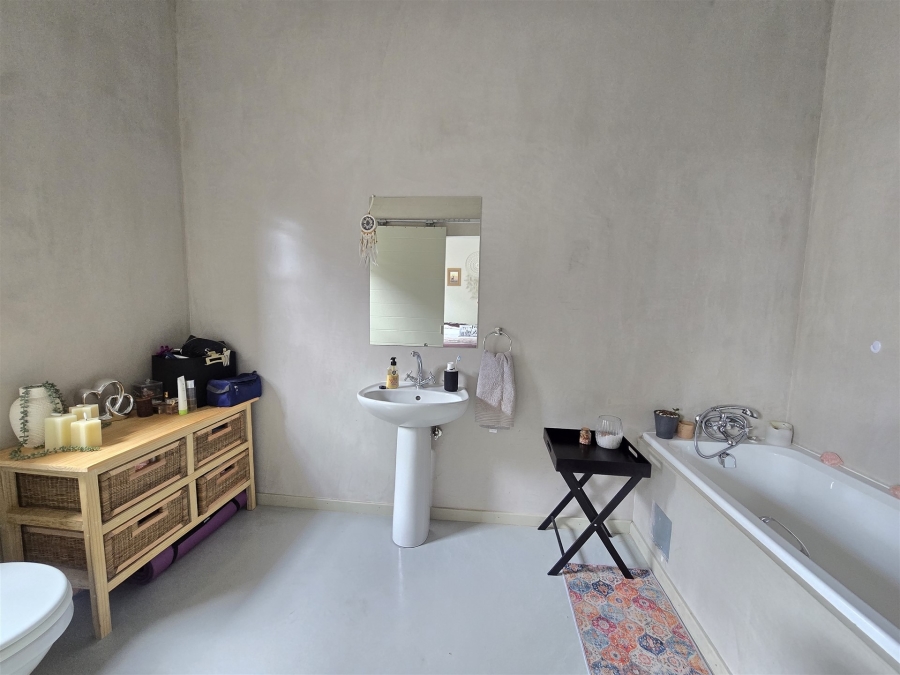 2 Bedroom Property for Sale in Hoedspruit Limpopo