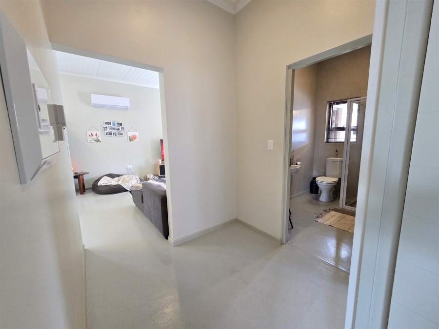 2 Bedroom Property for Sale in Hoedspruit Limpopo