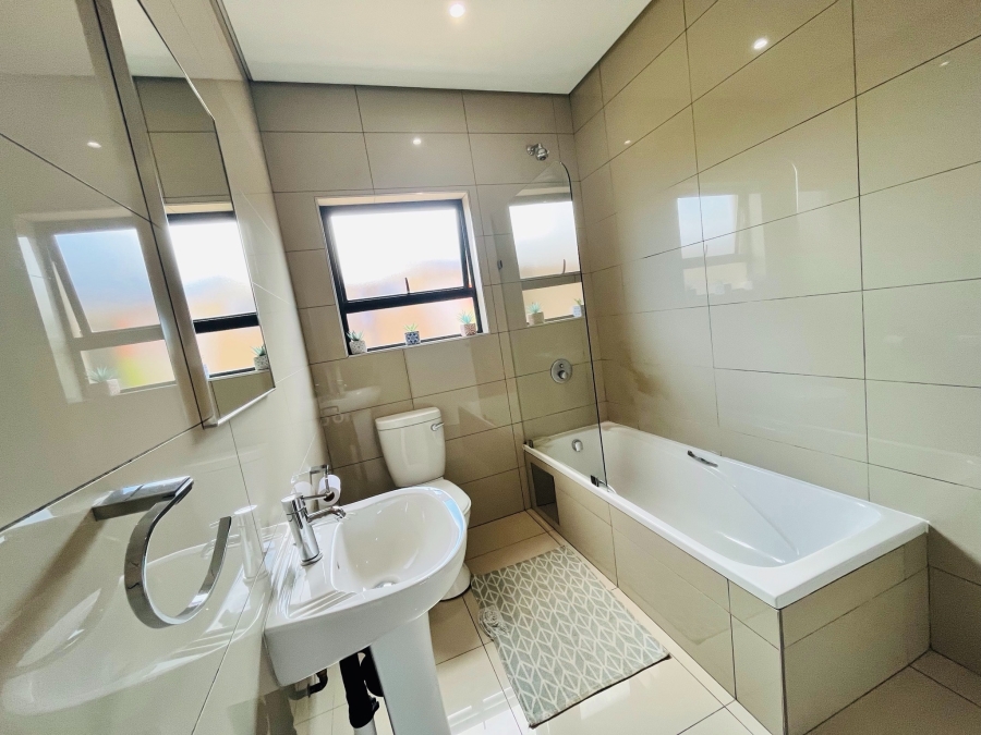 2 Bedroom Property for Sale in Chroompark Limpopo