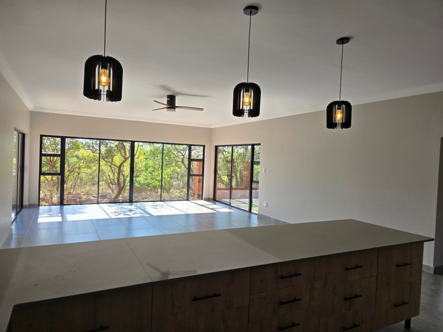 To Let 3 Bedroom Property for Rent in Verloren Estate Limpopo