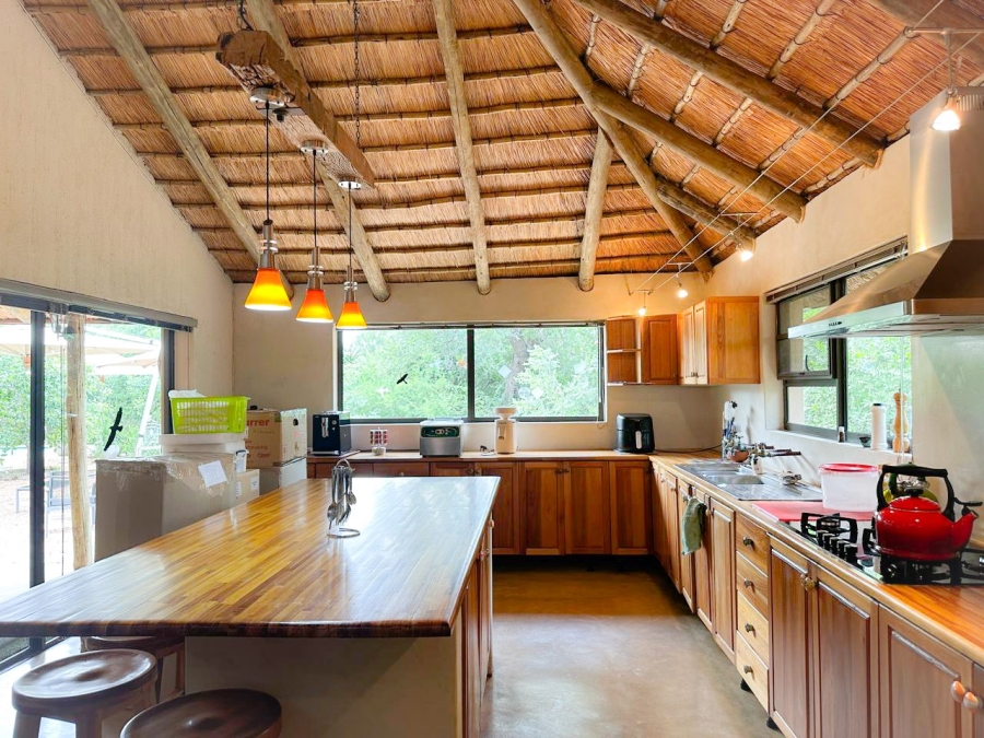 6 Bedroom Property for Sale in Grietjie Private Nature Reserve Limpopo