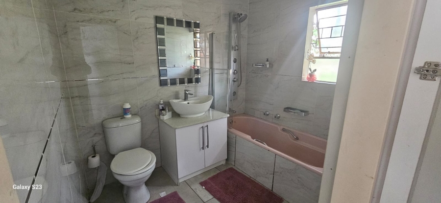 4 Bedroom Property for Sale in Impala Park Limpopo