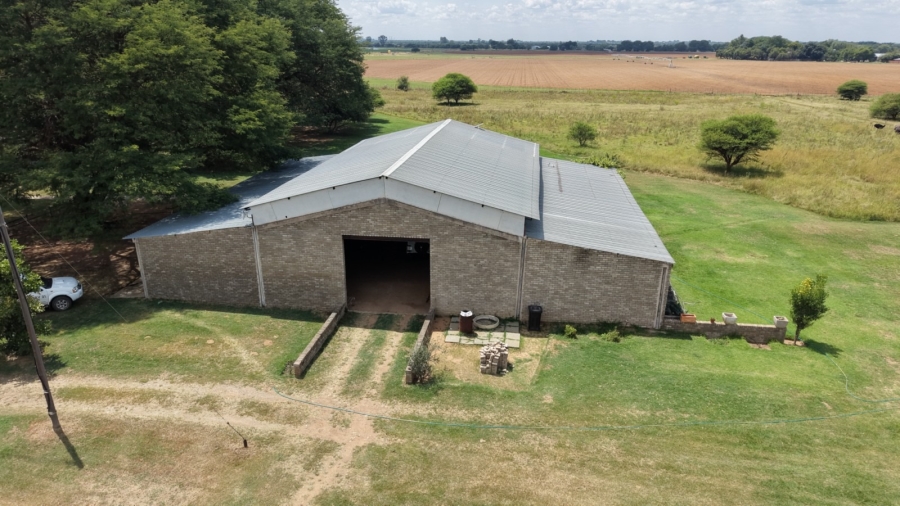 6 Bedroom Property for Sale in Bela Bela Limpopo