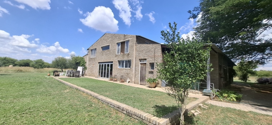 6 Bedroom Property for Sale in Bela Bela Limpopo