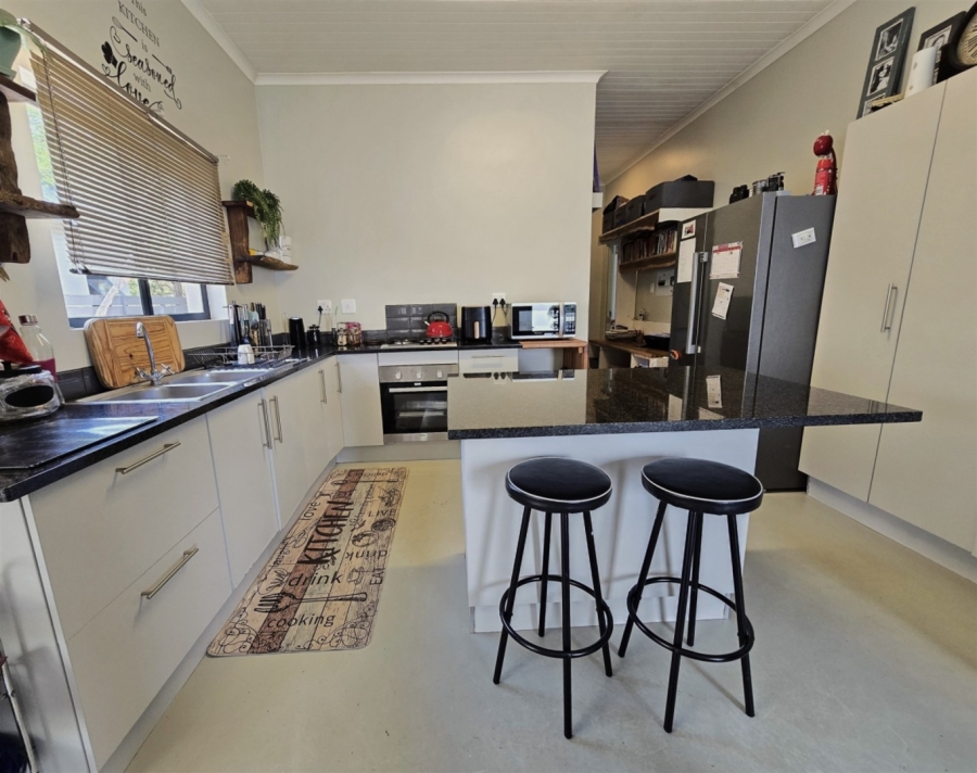 2 Bedroom Property for Sale in Hoedspruit Limpopo