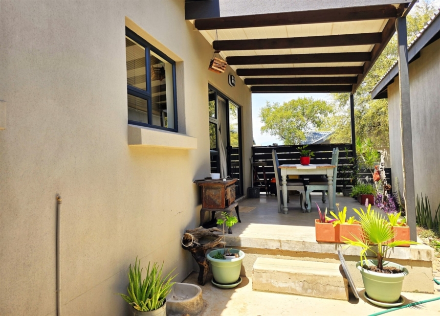 2 Bedroom Property for Sale in Hoedspruit Limpopo