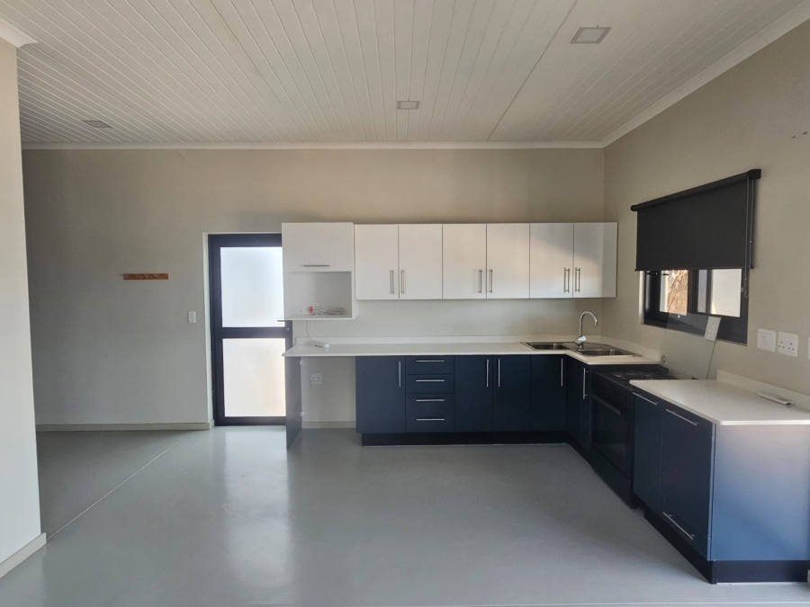 To Let 2 Bedroom Property for Rent in Hoedspruit Limpopo