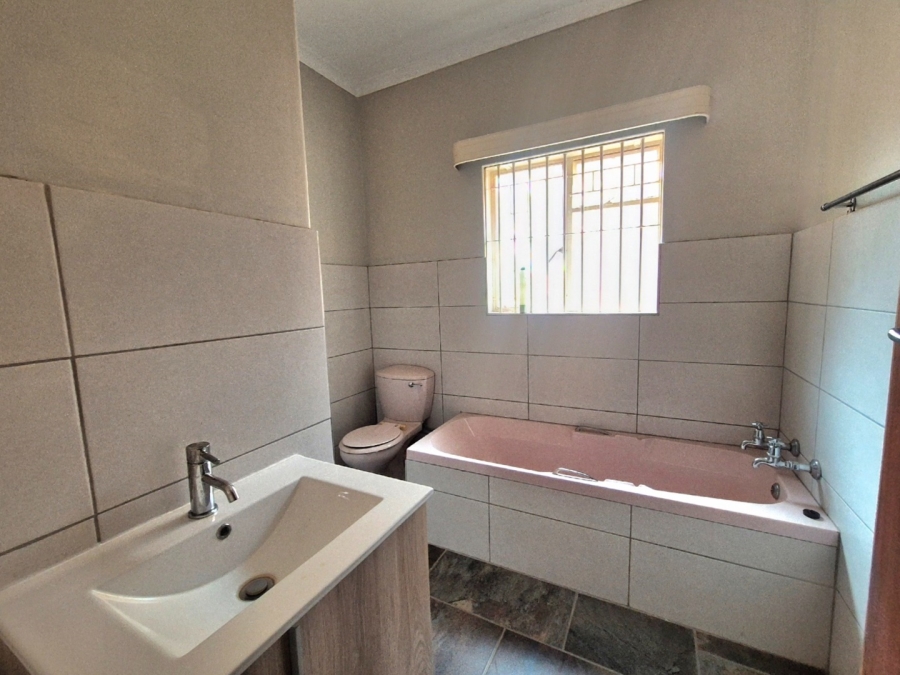 3 Bedroom Property for Sale in Mookgopong Limpopo