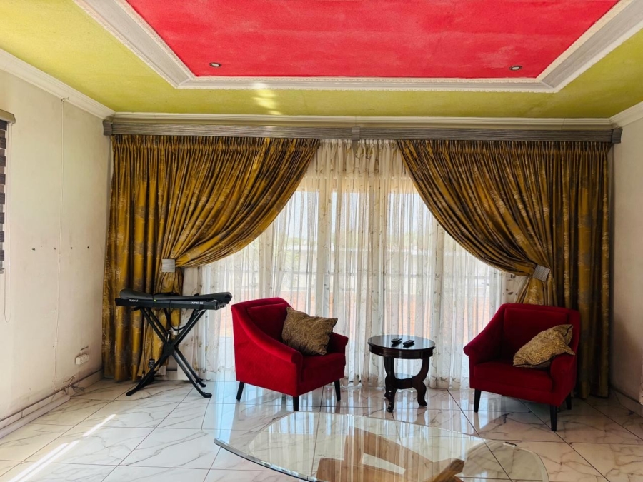 7 Bedroom Property for Sale in Chroompark Limpopo