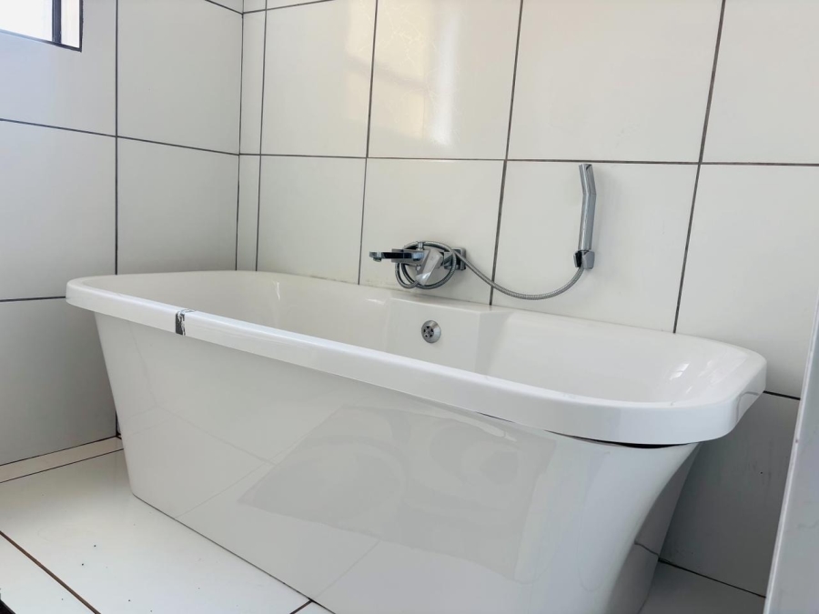 7 Bedroom Property for Sale in Chroompark Limpopo