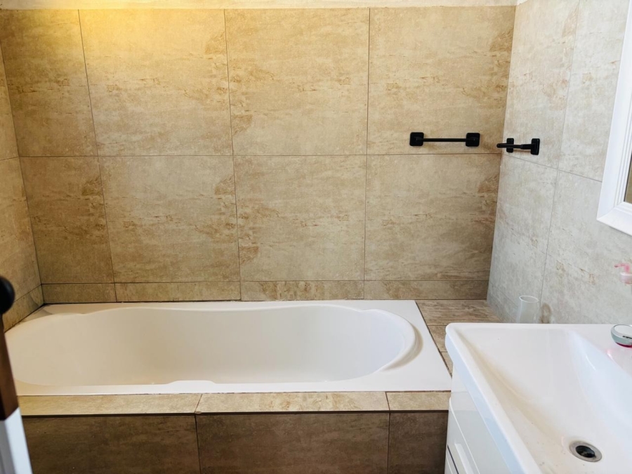 7 Bedroom Property for Sale in Chroompark Limpopo