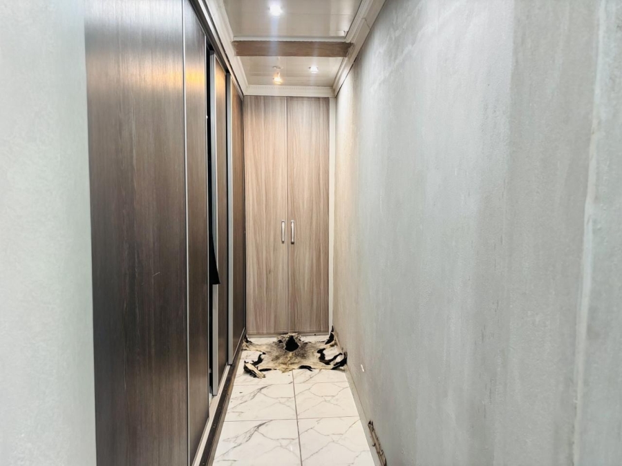 7 Bedroom Property for Sale in Chroompark Limpopo