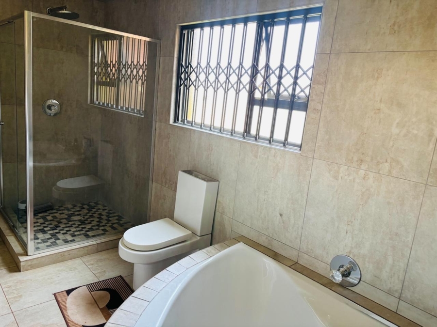 7 Bedroom Property for Sale in Chroompark Limpopo