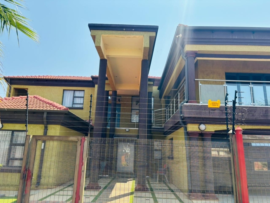 7 Bedroom Property for Sale in Chroompark Limpopo