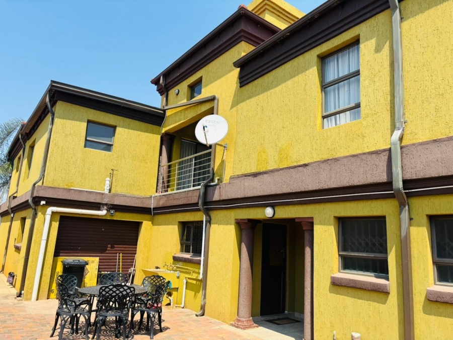 7 Bedroom Property for Sale in Chroompark Limpopo