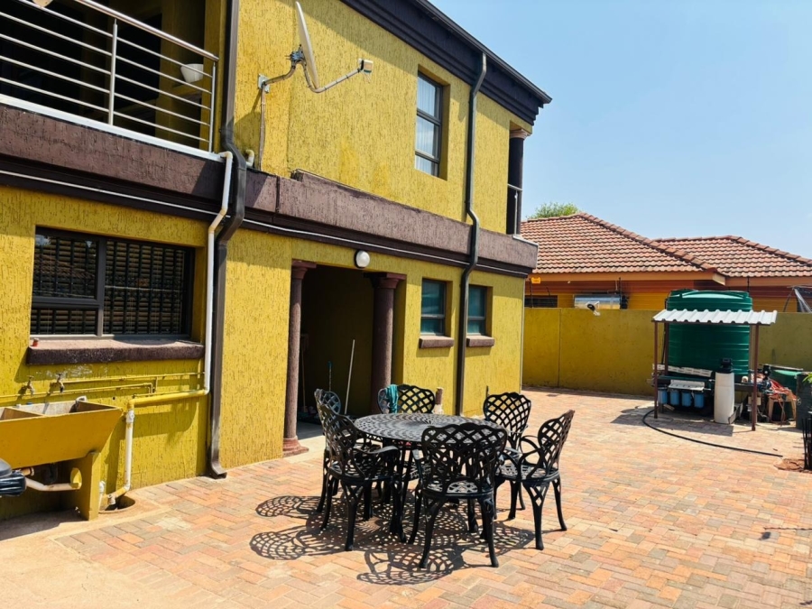 7 Bedroom Property for Sale in Chroompark Limpopo