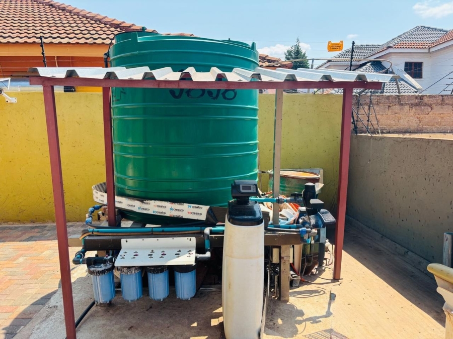 7 Bedroom Property for Sale in Chroompark Limpopo