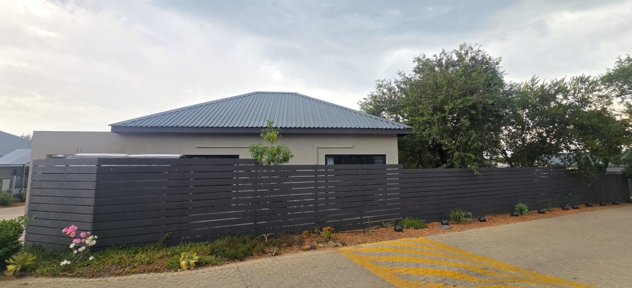 3 Bedroom Property for Sale in Hoedspruit Limpopo