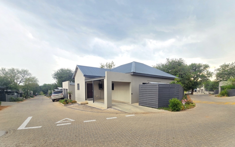 3 Bedroom Property for Sale in Hoedspruit Limpopo