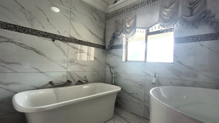 4 Bedroom Property for Sale in Bendor Limpopo