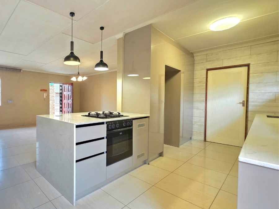 To Let 3 Bedroom Property for Rent in Bendor Limpopo