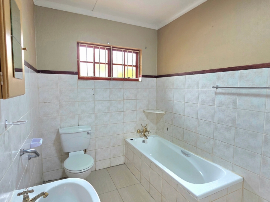 To Let 3 Bedroom Property for Rent in Bendor Limpopo