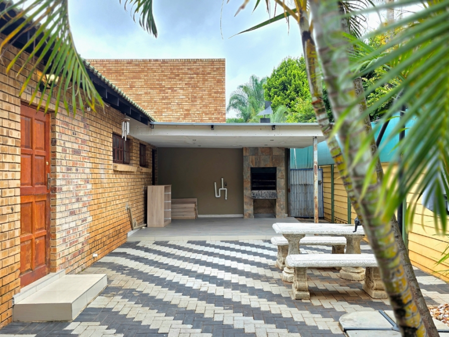 To Let 3 Bedroom Property for Rent in Bendor Limpopo