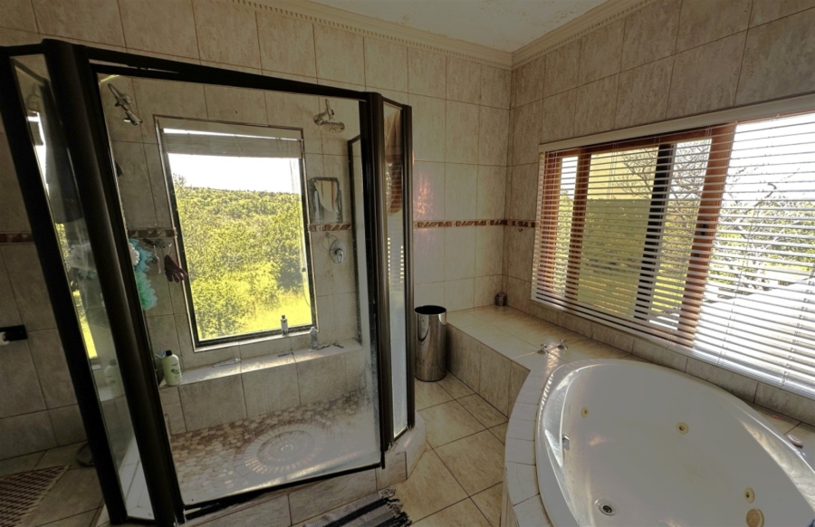 Commercial Property for Sale in Hoedspruit Wildlife Estate Limpopo