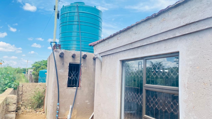 5 Bedroom Property for Sale in Tshikota Limpopo