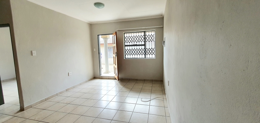 To Let 2 Bedroom Property for Rent in Louis Trichardt Limpopo