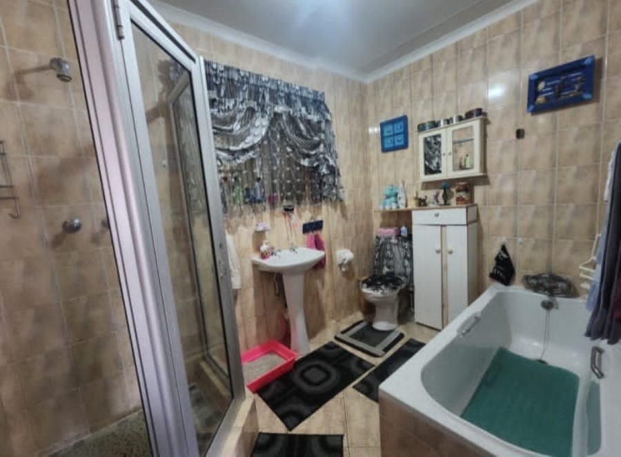 3 Bedroom Property for Sale in Rooiberg Limpopo