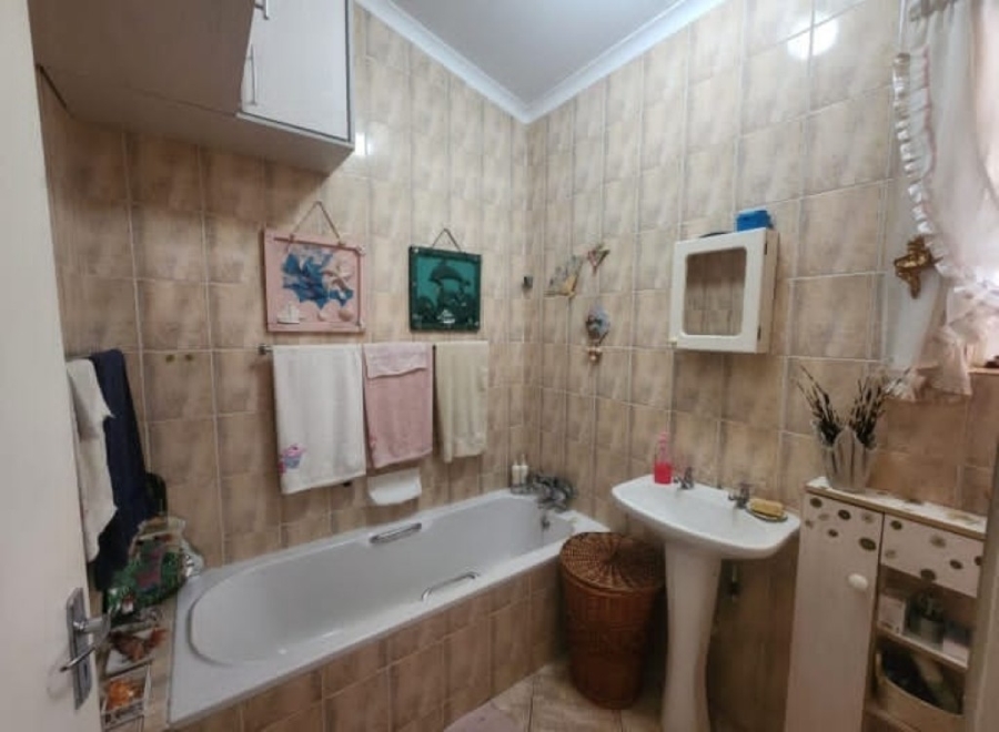 3 Bedroom Property for Sale in Rooiberg Limpopo