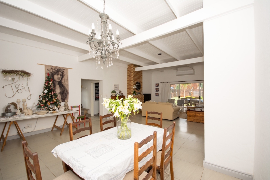 5 Bedroom Property for Sale in Chroompark Limpopo