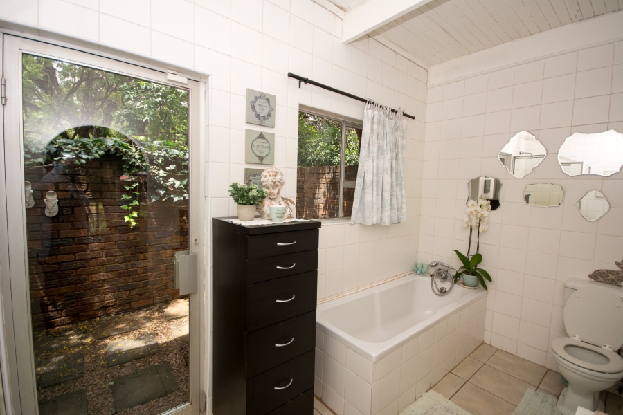 5 Bedroom Property for Sale in Chroompark Limpopo