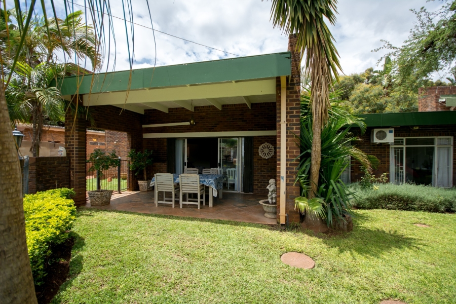 5 Bedroom Property for Sale in Chroompark Limpopo