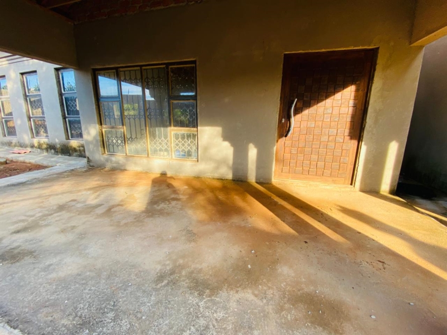 4 Bedroom Property for Sale in Mutoti Limpopo