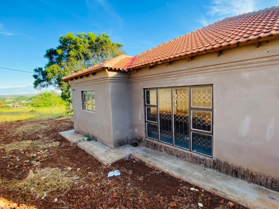 4 Bedroom Property for Sale in Mutoti Limpopo