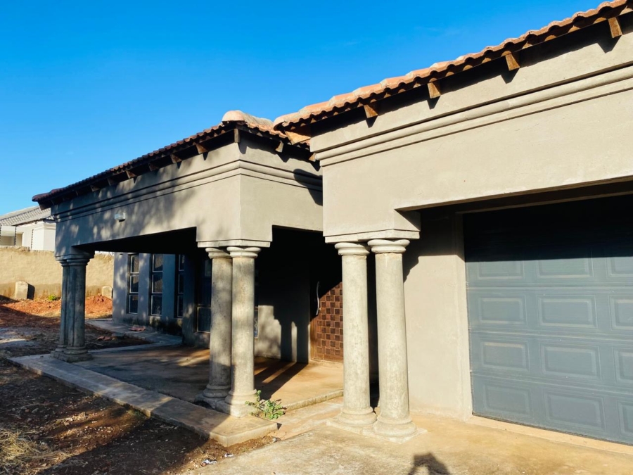 4 Bedroom Property for Sale in Mutoti Limpopo