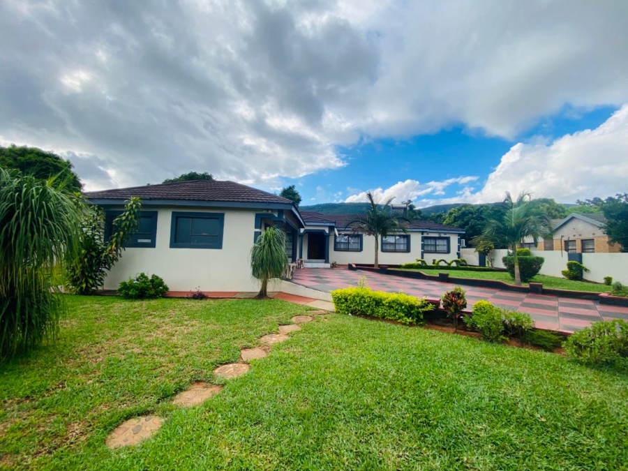 5 Bedroom Property for Sale in Tshilamba Limpopo