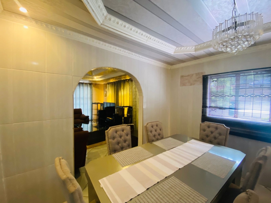 5 Bedroom Property for Sale in Tshilamba Limpopo