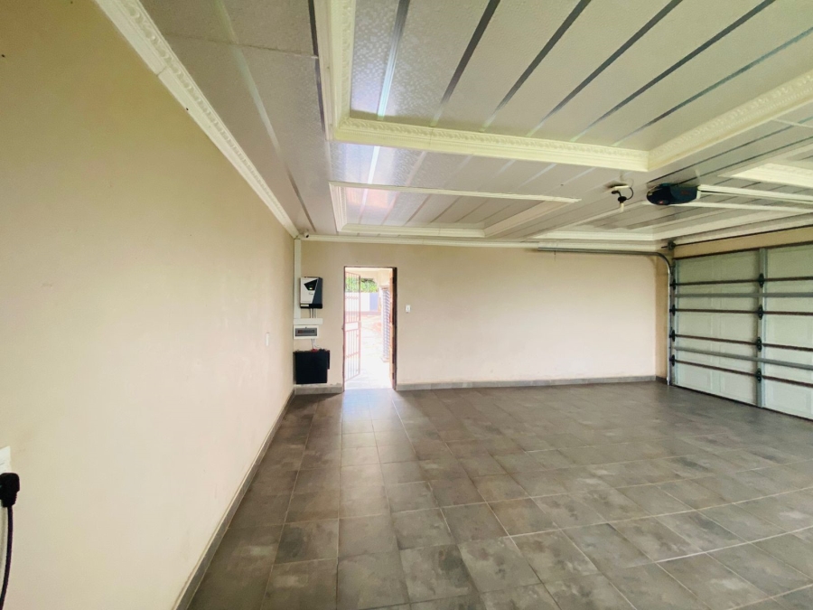 5 Bedroom Property for Sale in Tshilamba Limpopo