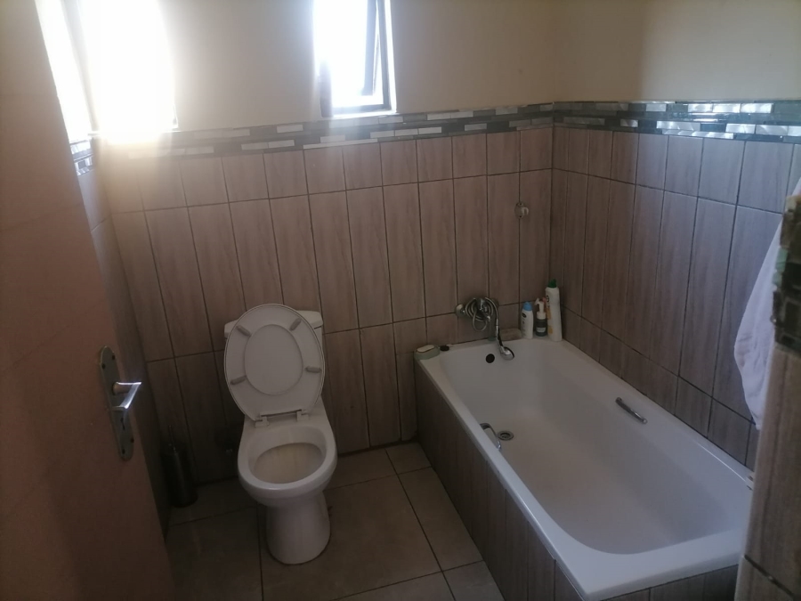 2 Bedroom Property for Sale in Bendor Limpopo