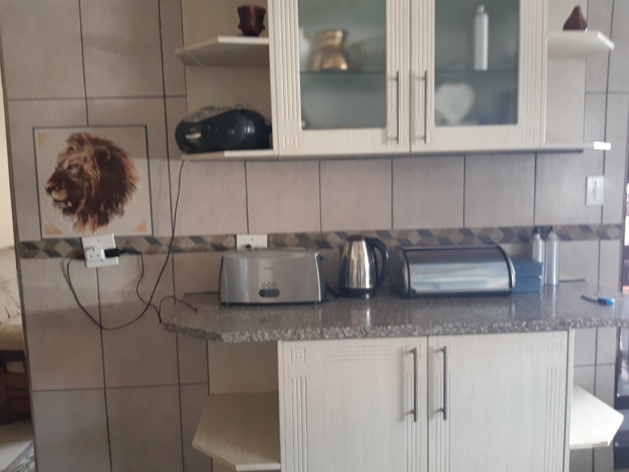 5 Bedroom Property for Sale in Flora Park Limpopo