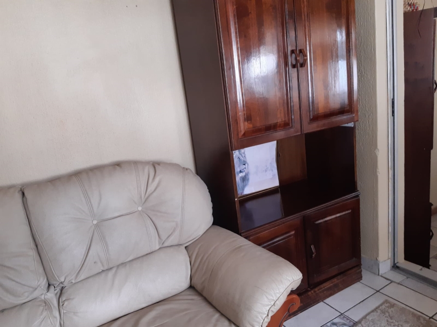 5 Bedroom Property for Sale in Flora Park Limpopo