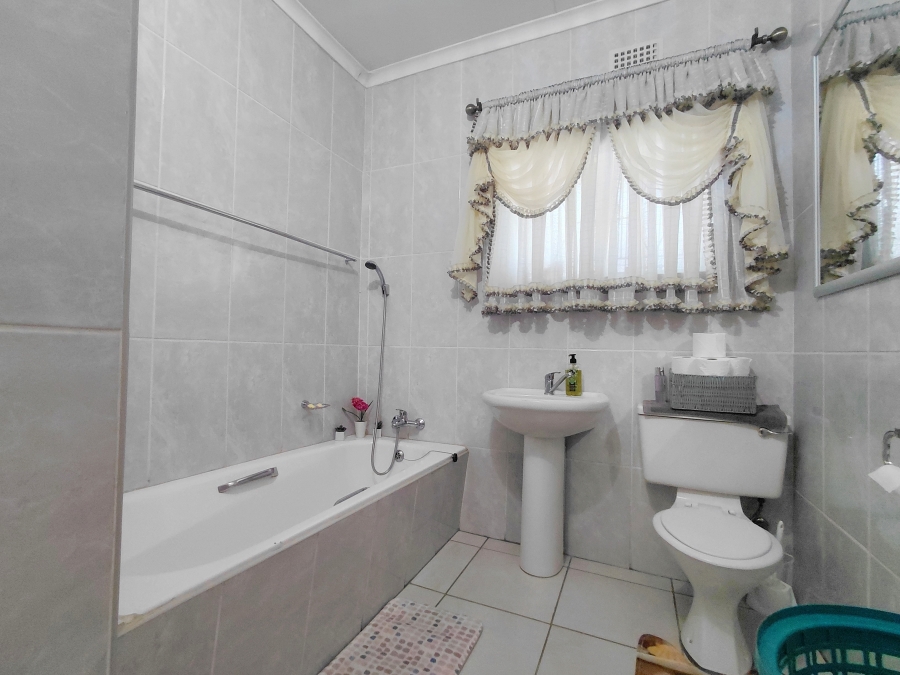 4 Bedroom Property for Sale in Mokopane Central Limpopo