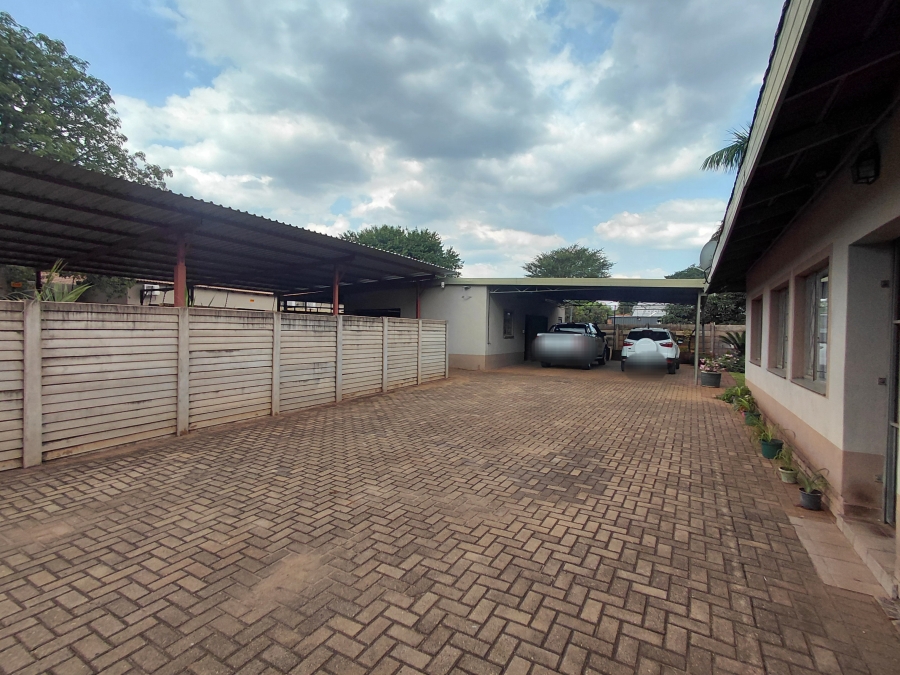 4 Bedroom Property for Sale in Mokopane Central Limpopo