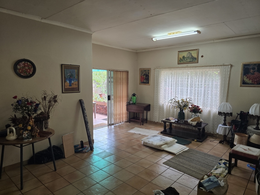 6 Bedroom Property for Sale in Louis Trichardt Limpopo