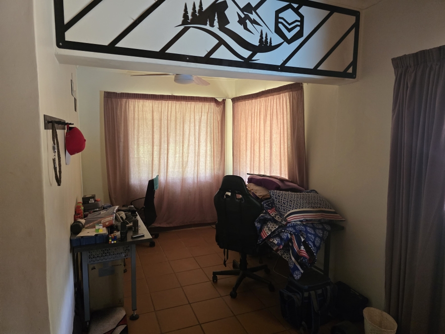 6 Bedroom Property for Sale in Louis Trichardt Limpopo