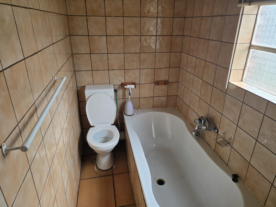 6 Bedroom Property for Sale in Louis Trichardt Limpopo